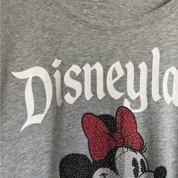 Disneyland Women’s Bling Rhinestone Minnie Plus Size Short Sleeve TShirt Gray 2X - Picture 3 of 5